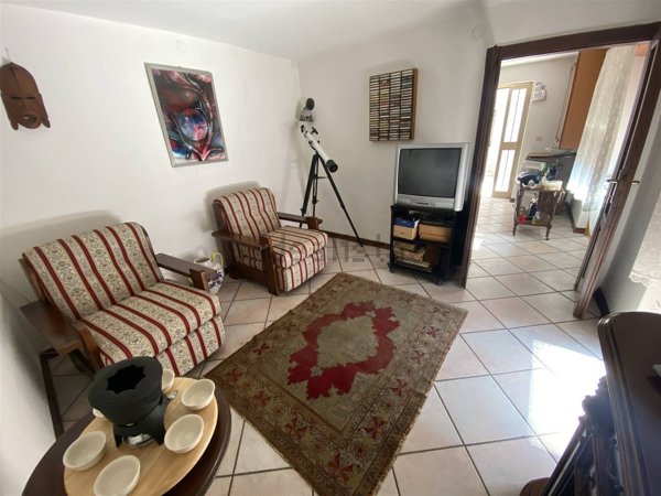 casa indipendente in vendita a Malonno in zona Lava