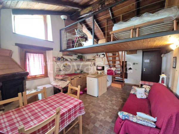 appartamento in vendita a Malonno in zona Odecla