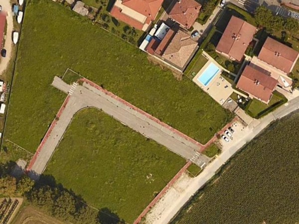 villa in vendita a Manerba del Garda in zona Solarolo