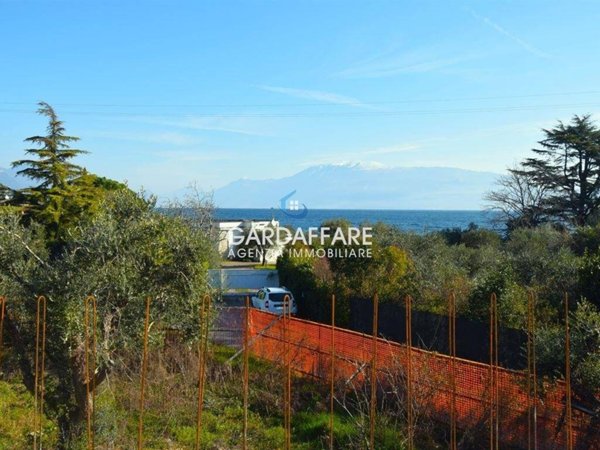 casa indipendente in vendita a Manerba del Garda