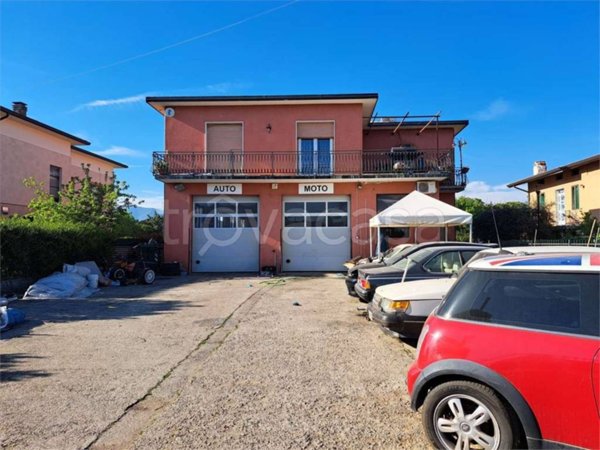 casa indipendente in vendita a Manerba del Garda