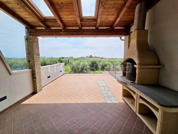 casa indipendente in vendita a Manerba del Garda