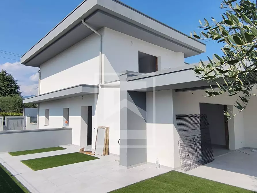casa indipendente in vendita a Manerba del Garda