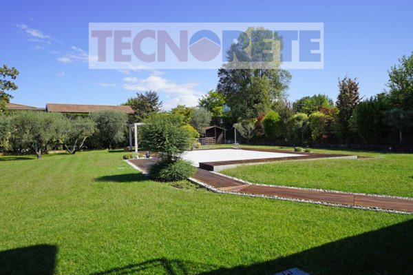 casa indipendente in vendita a Manerba del Garda