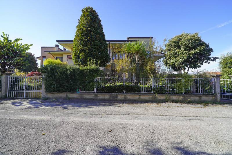 appartamento in vendita a Manerba del Garda