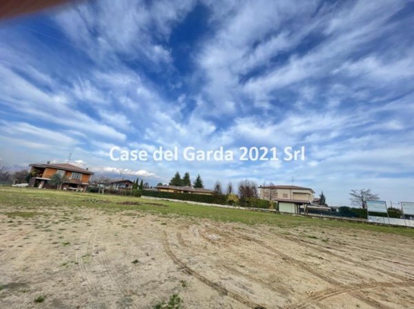 casa indipendente in vendita a Manerba del Garda