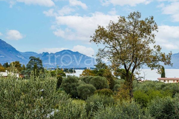 casa indipendente in vendita a Manerba del Garda