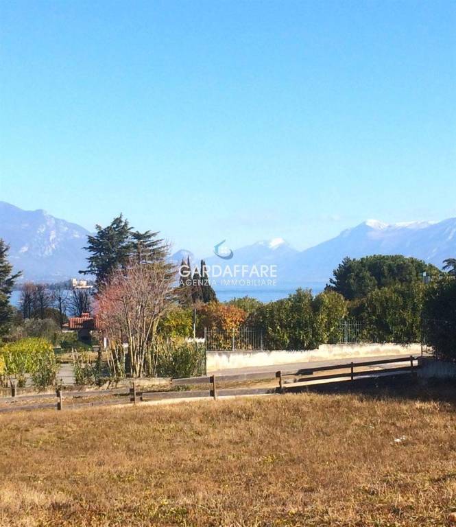 casa indipendente in vendita a Manerba del Garda