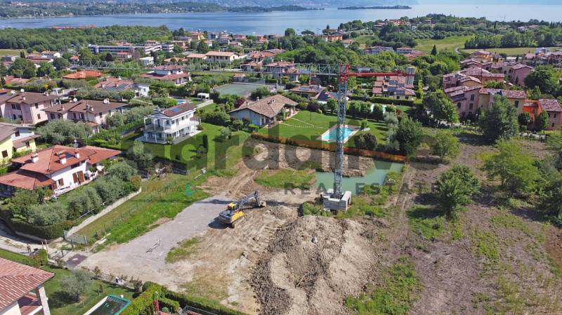 casa indipendente in vendita a Manerba del Garda in zona Montinelle