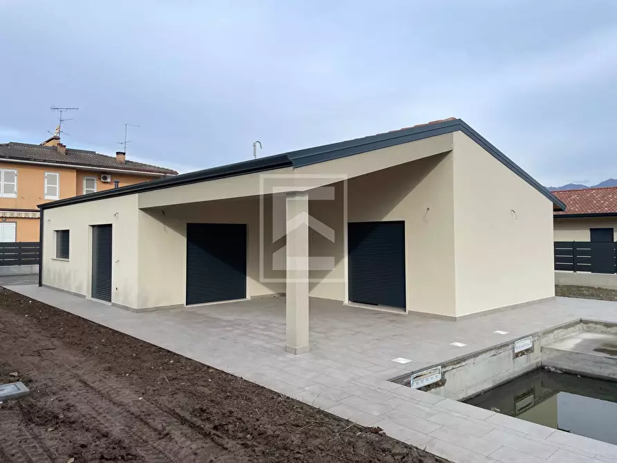 casa indipendente in vendita a Manerba del Garda