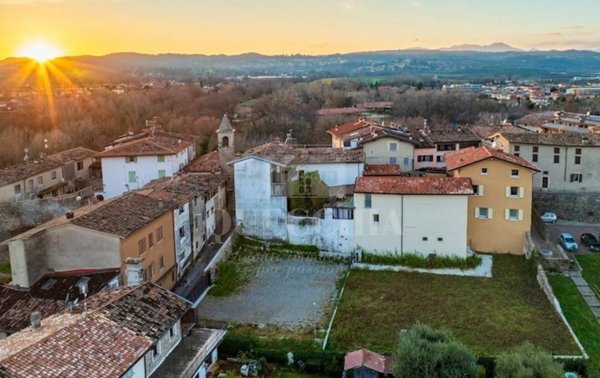 appartamento in vendita a Manerba del Garda in zona Solarolo