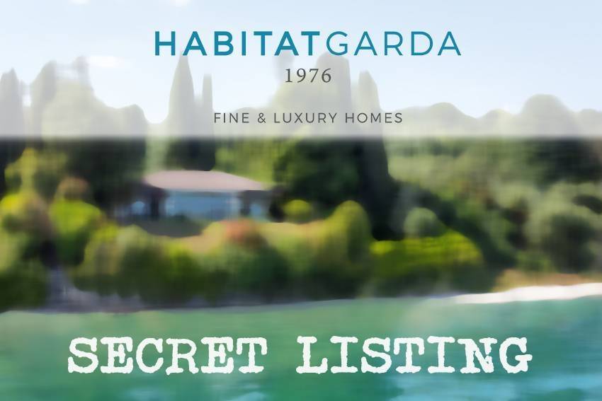 casa indipendente in vendita a Manerba del Garda in zona Solarolo