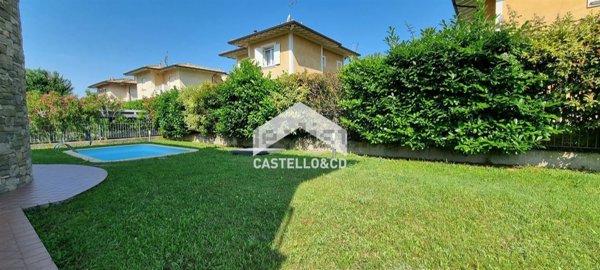 casa indipendente in vendita a Manerba del Garda