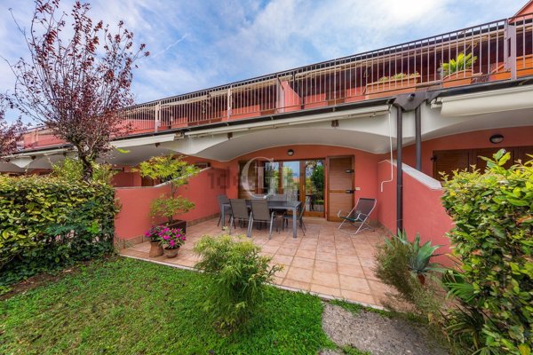 appartamento in vendita a Manerba del Garda in zona Solarolo
