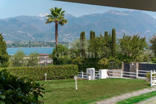 casa indipendente in vendita a Manerba del Garda