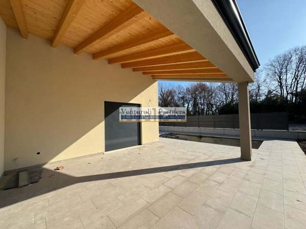 casa indipendente in vendita a Manerba del Garda in zona Montinelle