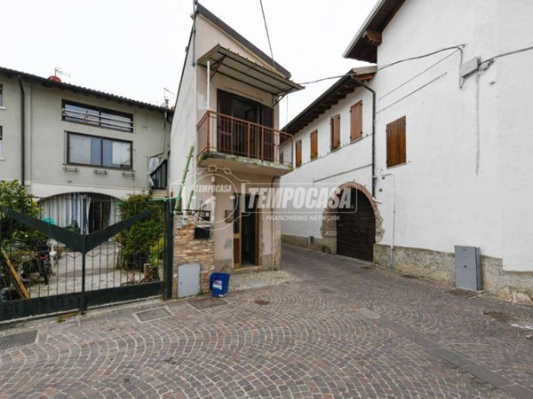 casa indipendente in vendita a Manerba del Garda