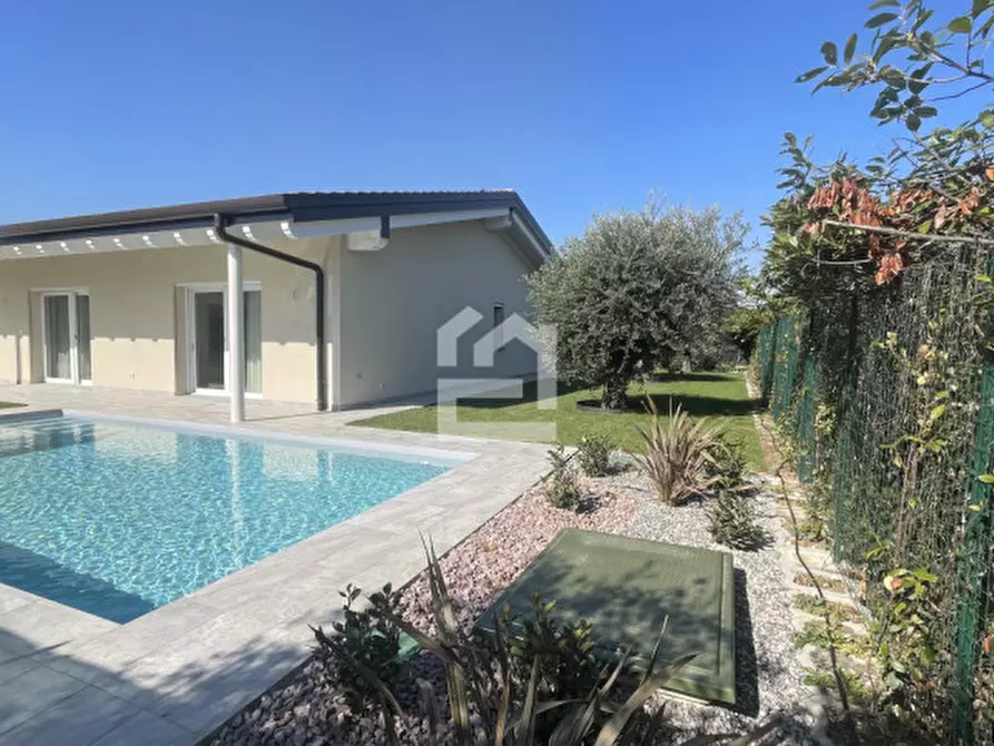 casa indipendente in vendita a Manerba del Garda