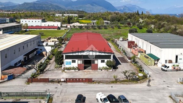 terreno edificabile in vendita a Manerba del Garda