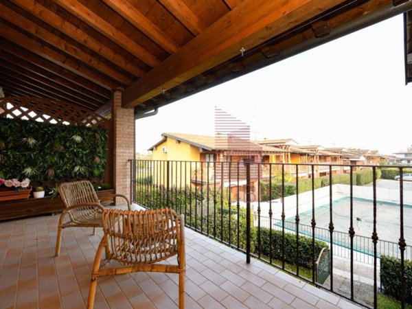 appartamento in vendita a Manerba del Garda in zona Solarolo