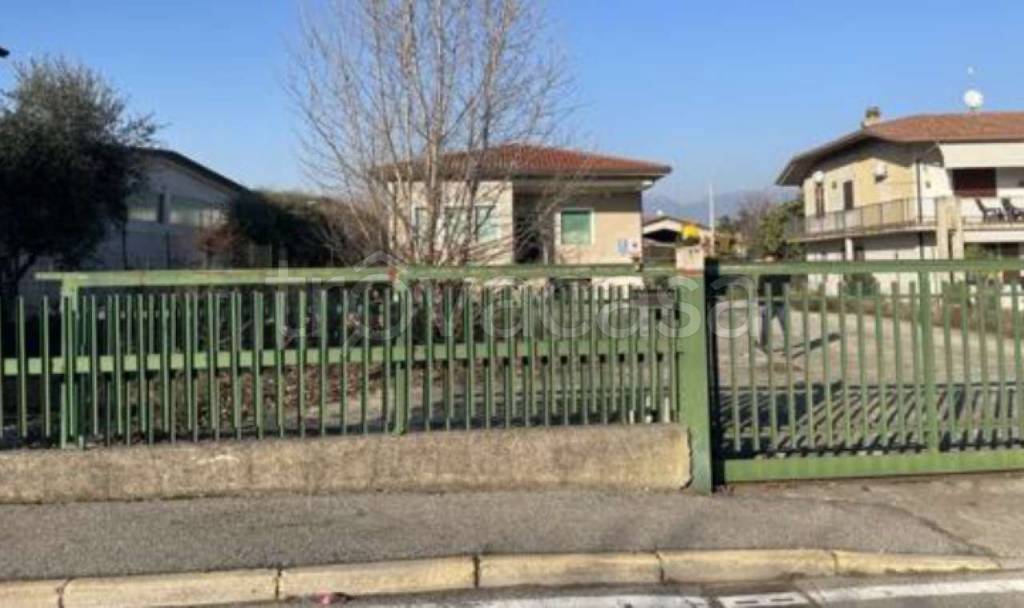 ufficio in vendita a Manerba del Garda