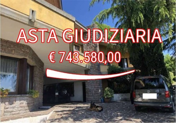 casa indipendente in vendita a Manerba del Garda