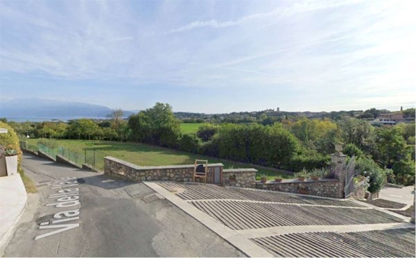 casa indipendente in vendita a Manerba del Garda