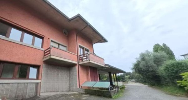 appartamento in vendita a Manerba del Garda in zona Solarolo