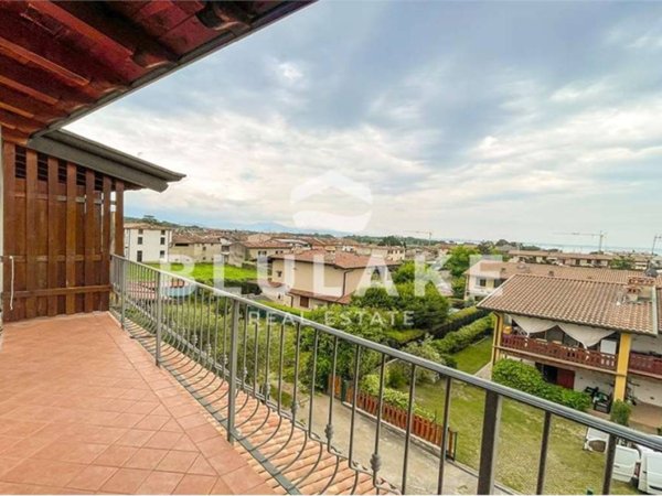 appartamento in vendita a Manerba del Garda in zona Solarolo