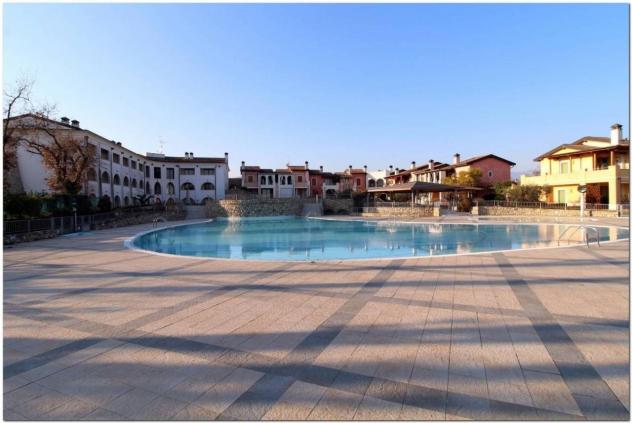 negozio in vendita a Manerba del Garda