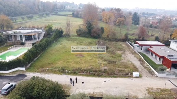casa indipendente in vendita a Manerba del Garda