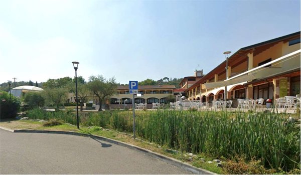 negozio in vendita a Manerba del Garda