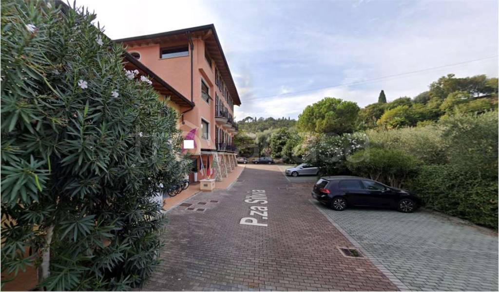 negozio in vendita a Manerba del Garda