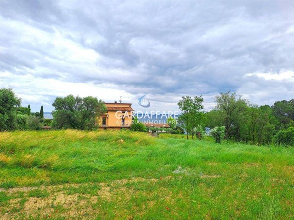 villa in vendita a Manerba del Garda in zona Montinelle