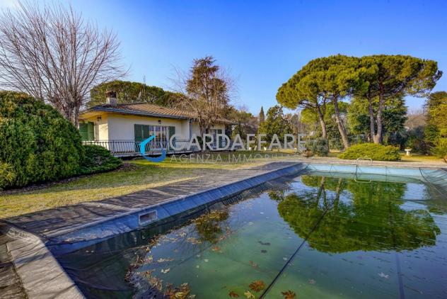 casa indipendente in vendita a Manerba del Garda