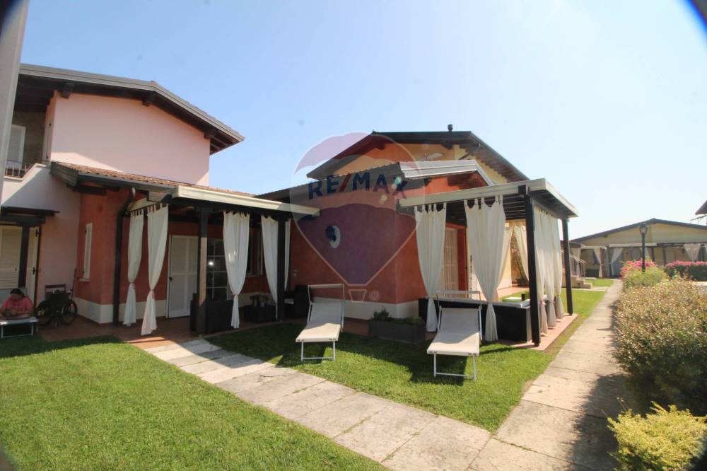 casa indipendente in vendita a Manerba del Garda