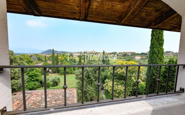 appartamento in vendita a Manerba del Garda in zona Balbiana