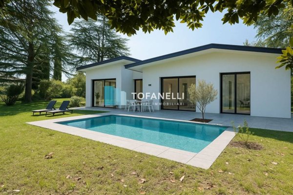casa indipendente in vendita a Manerba del Garda