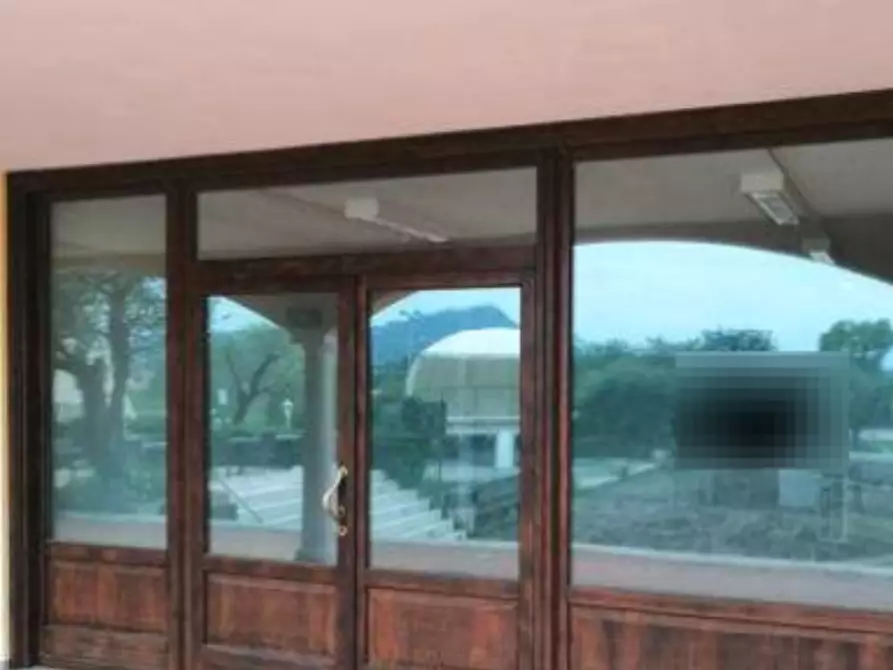 negozio in vendita a Manerba del Garda