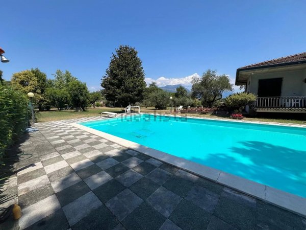 casa indipendente in vendita a Manerba del Garda