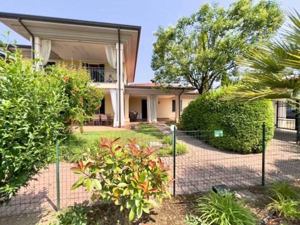appartamento in vendita a Manerba del Garda in zona Crociale
