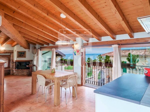 appartamento in vendita a Manerba del Garda in zona Gardoncino