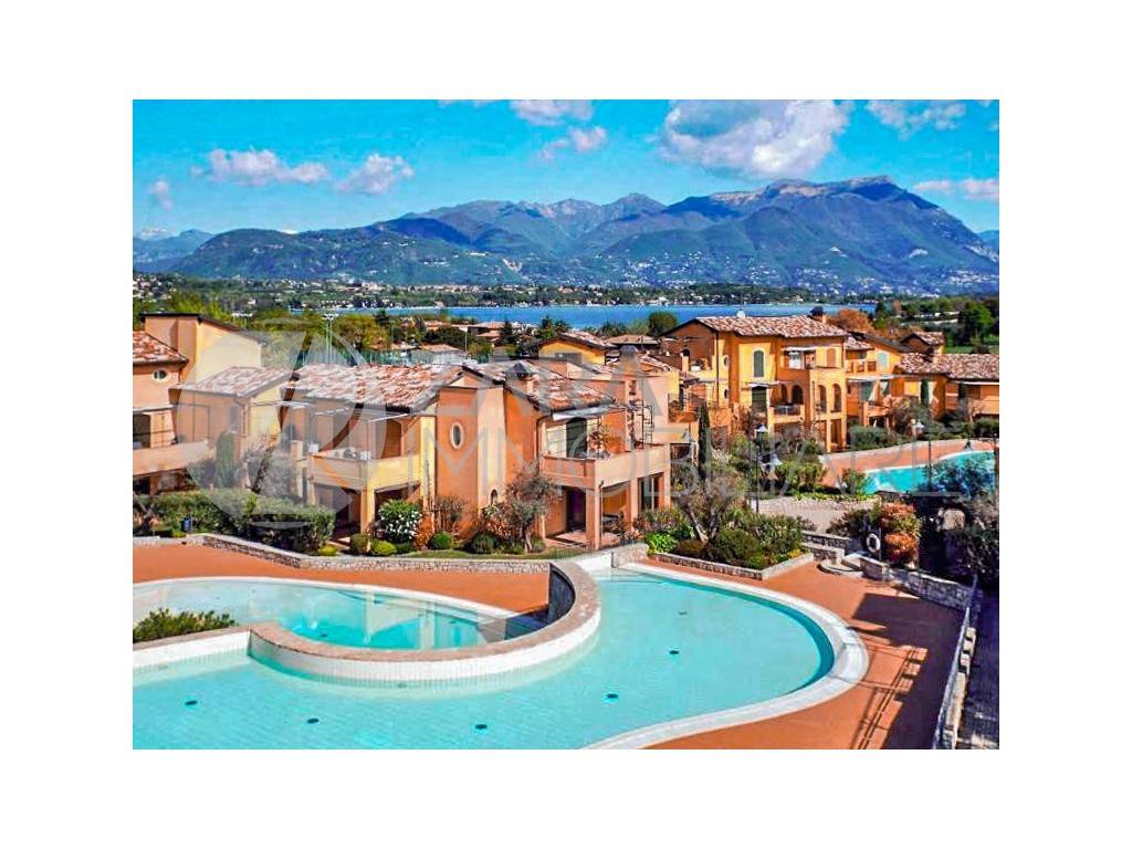 appartamento in vendita a Manerba del Garda in zona Montinelle