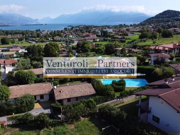 terreno edificabile in vendita a Manerba del Garda in zona Solarolo