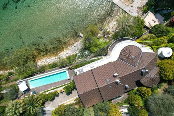 casa indipendente in vendita a Manerba del Garda in zona Gardoncino