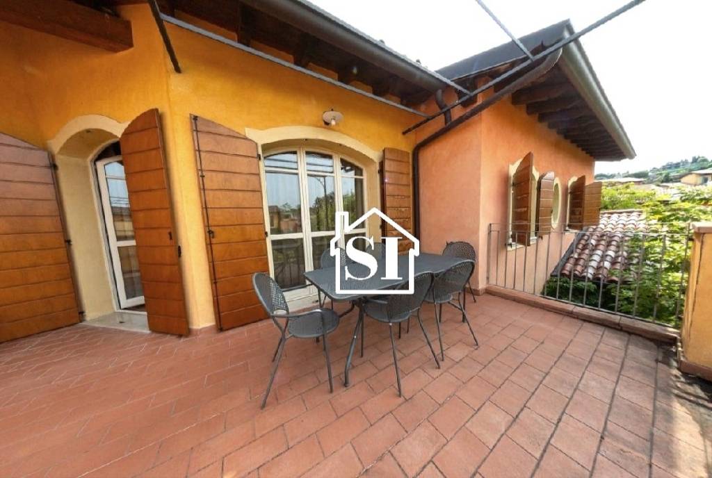 appartamento in vendita a Manerba del Garda in zona Montinelle