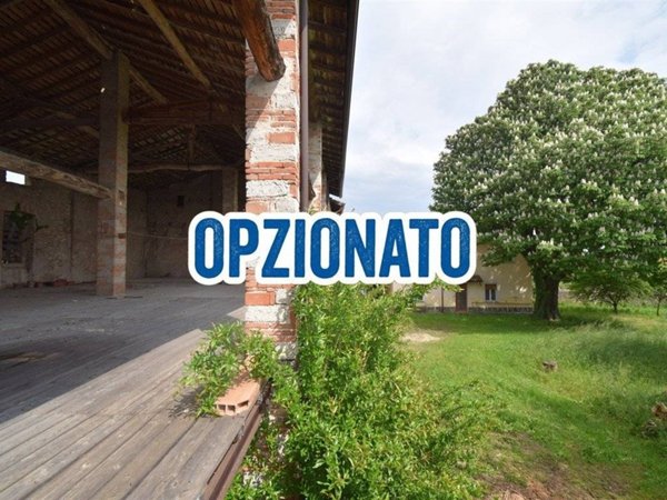 casa indipendente in vendita a Manerba del Garda in zona Solarolo