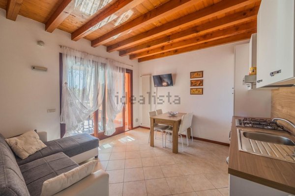 appartamento in vendita a Manerba del Garda in zona Montinelle