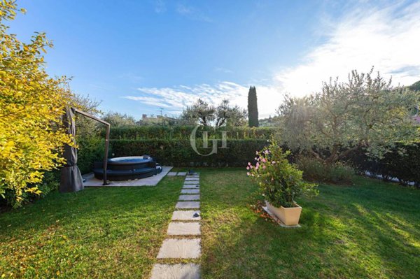 appartamento in vendita a Manerba del Garda