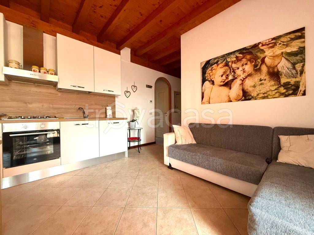 appartamento in vendita a Manerba del Garda in zona Montinelle